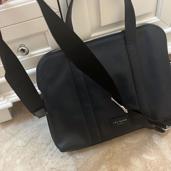 Ted Baker laptop bag with shoulder strap in navy blue leather - Picture 3 of 5